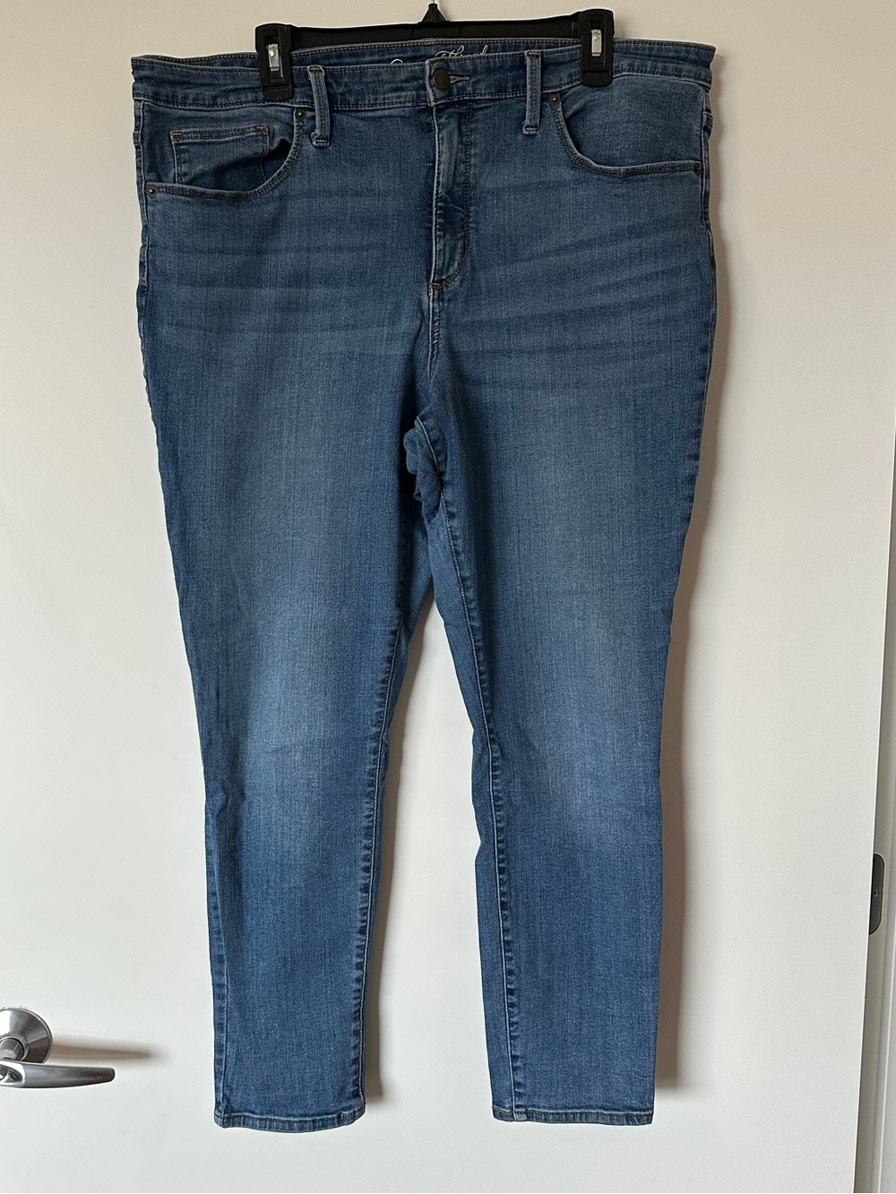 Universal Thread High Rise Skinny Jeans